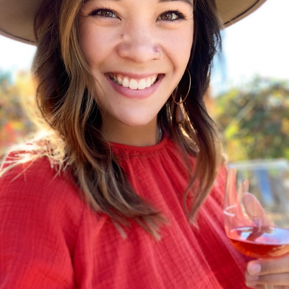 Meet your Posher, Laura